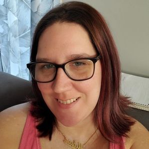 Meet your Posher, Melyssa